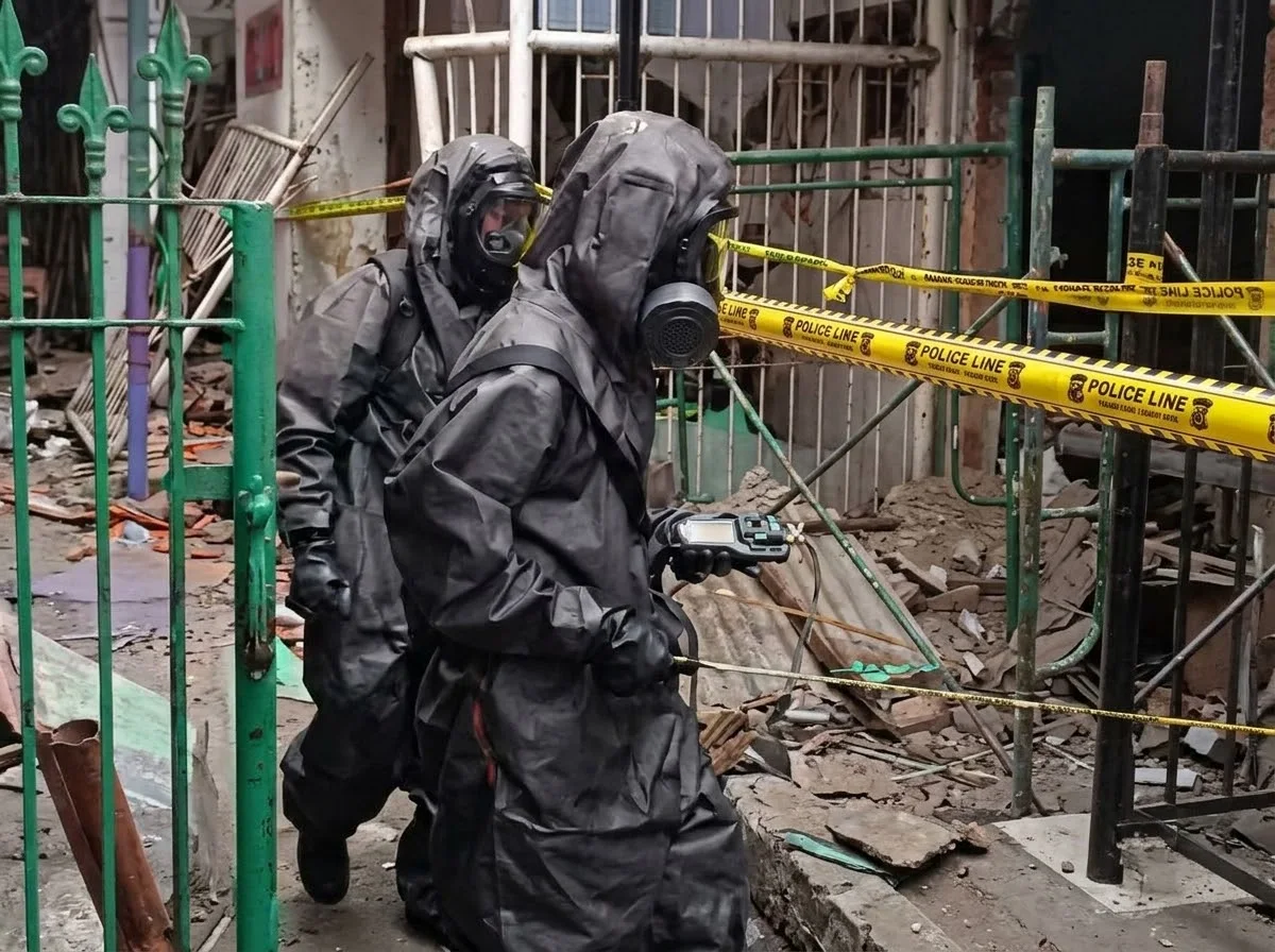 Ledakan Diduga Dipicu Kebocoran LPG, Enam Rumah di Surabaya Rusak dan Dua Lansia Luka Bakar